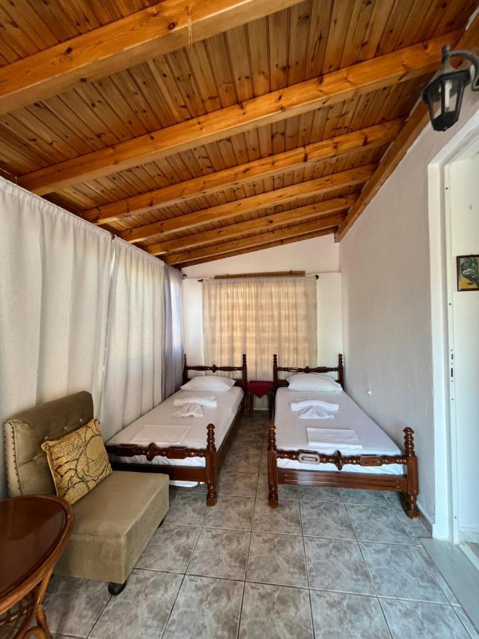 Harry'S House Apartment Elafonissos Bagian luar foto